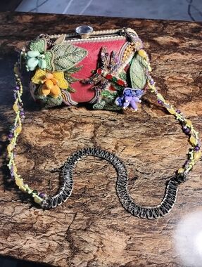 Embroidered Floral Clutch Wristlet in Red and Green